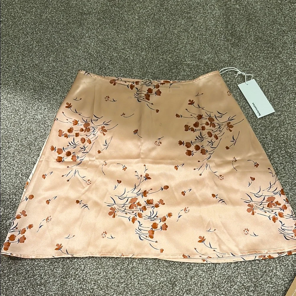 100% Silk Reformation Peach Floral A-Line Skirt - Picture 7 of 8